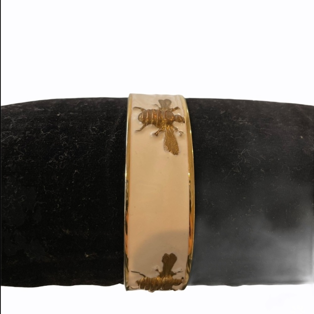 Medium thick Wimberly bracelet